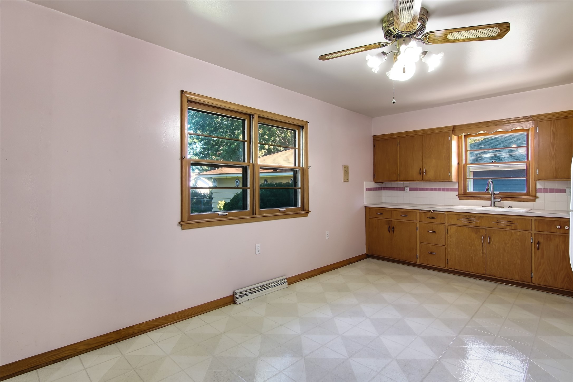 1816 Taft Avenue Property Photo 18
