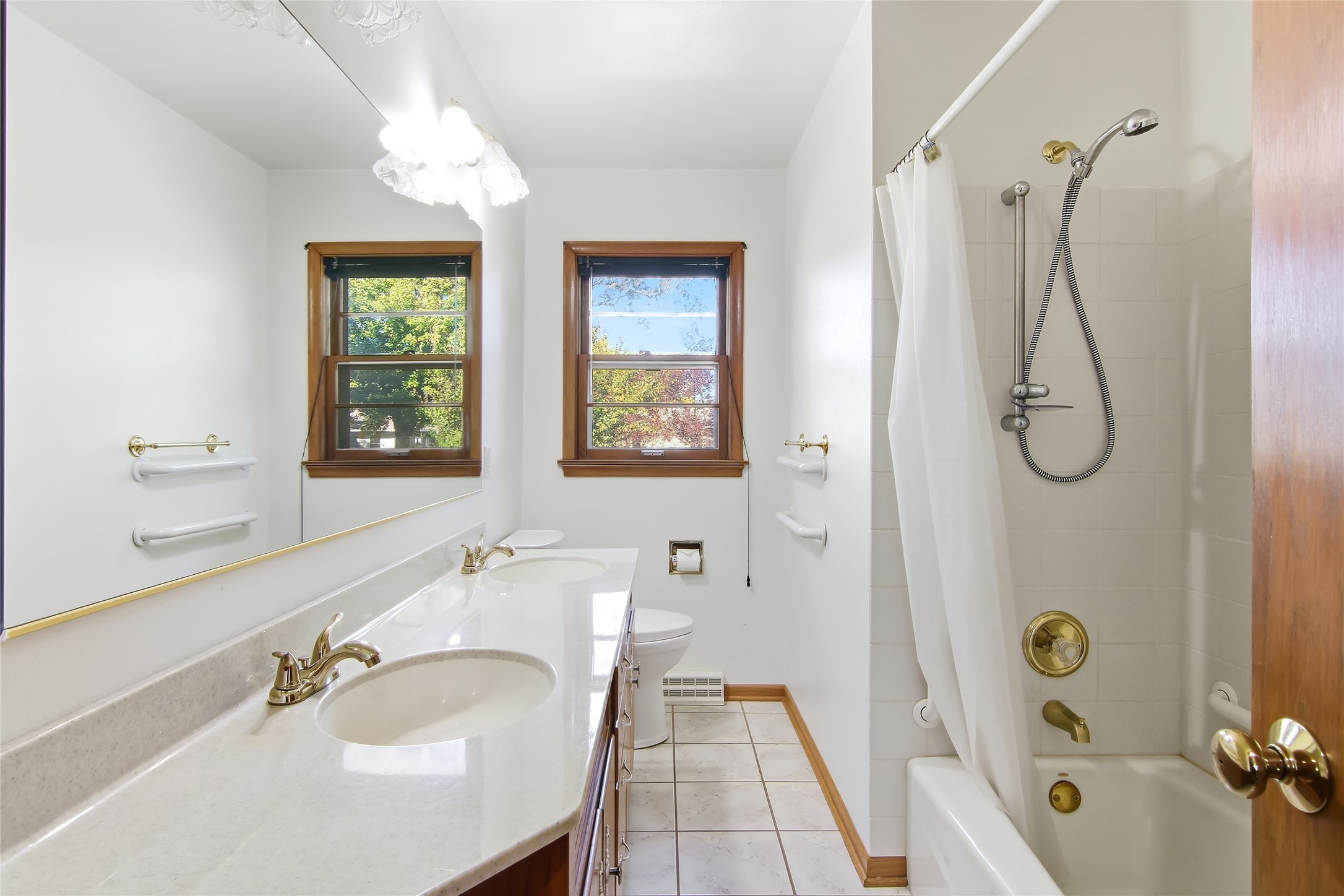 1816 Taft Avenue Property Photo 19