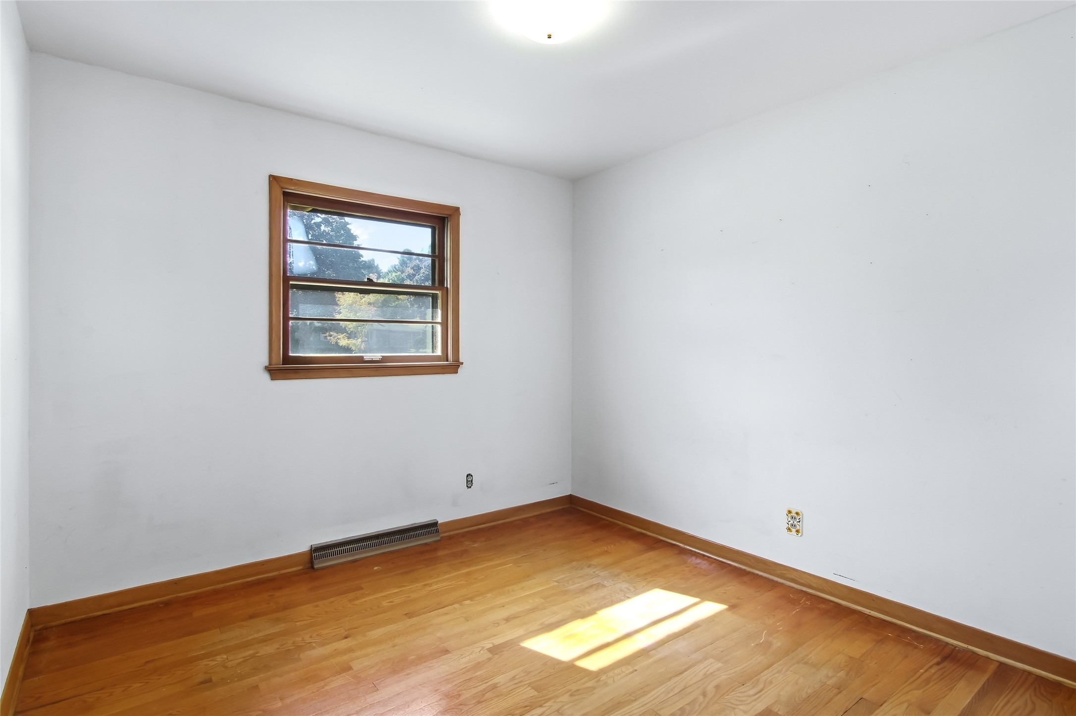 1816 Taft Avenue Property Photo 28
