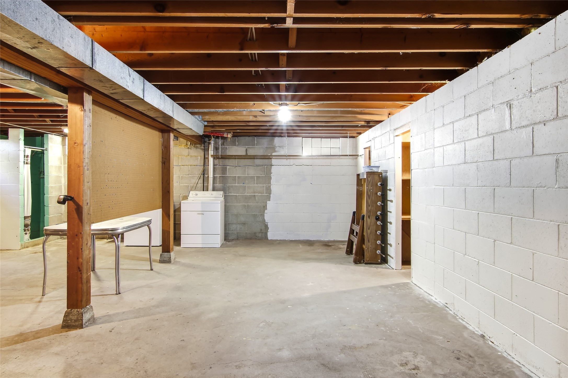 1816 Taft Avenue Property Photo 32
