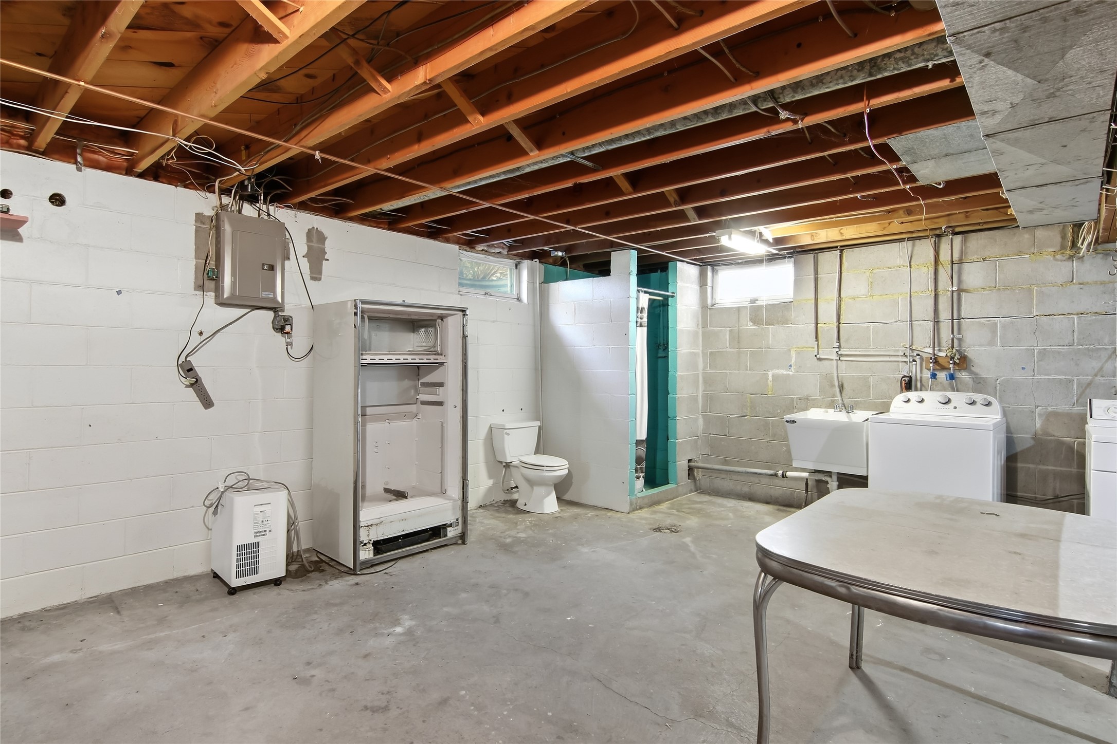 1816 Taft Avenue Property Photo 34