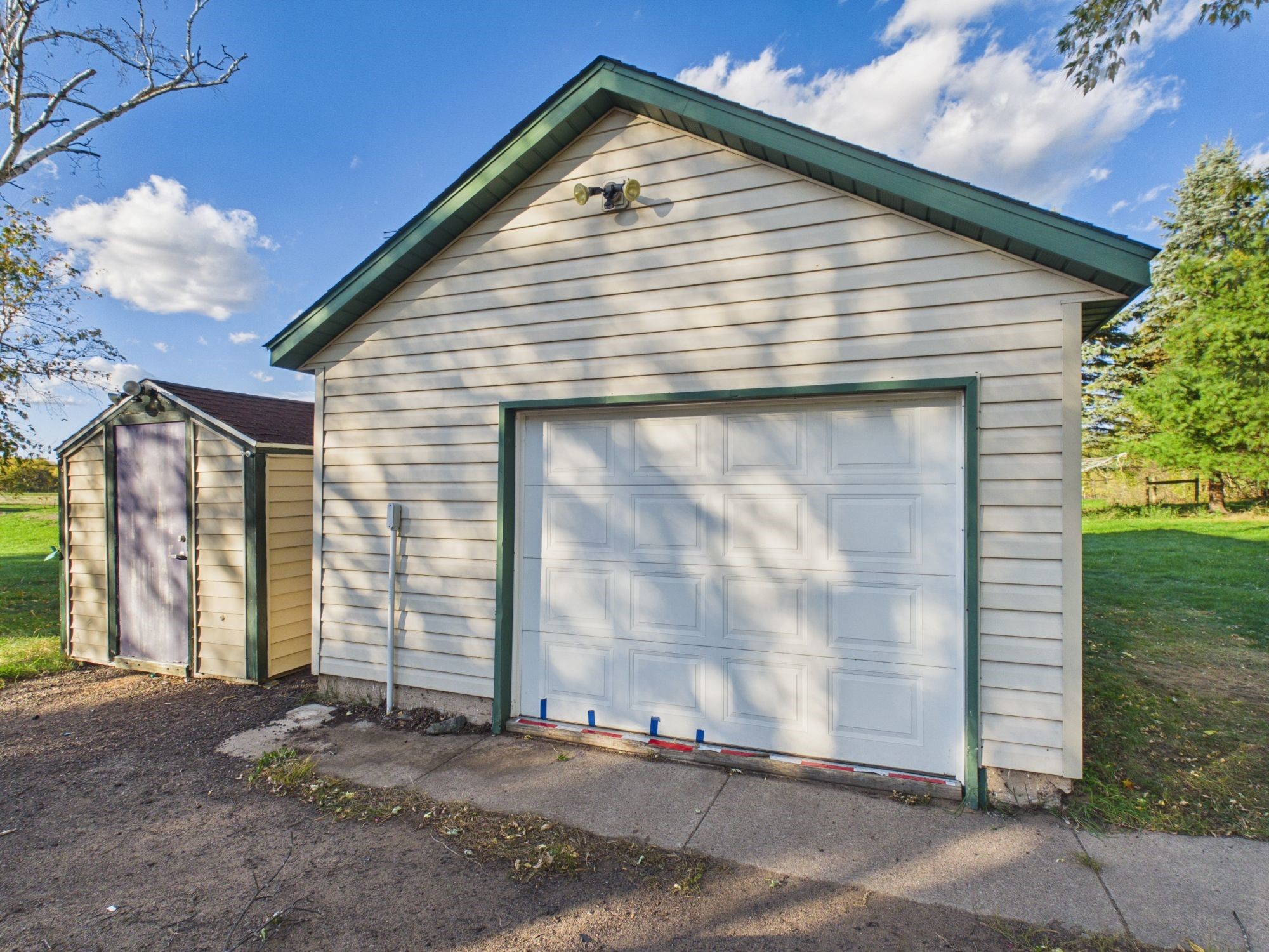 24058 Daniel Johnson Road Property Photo 15