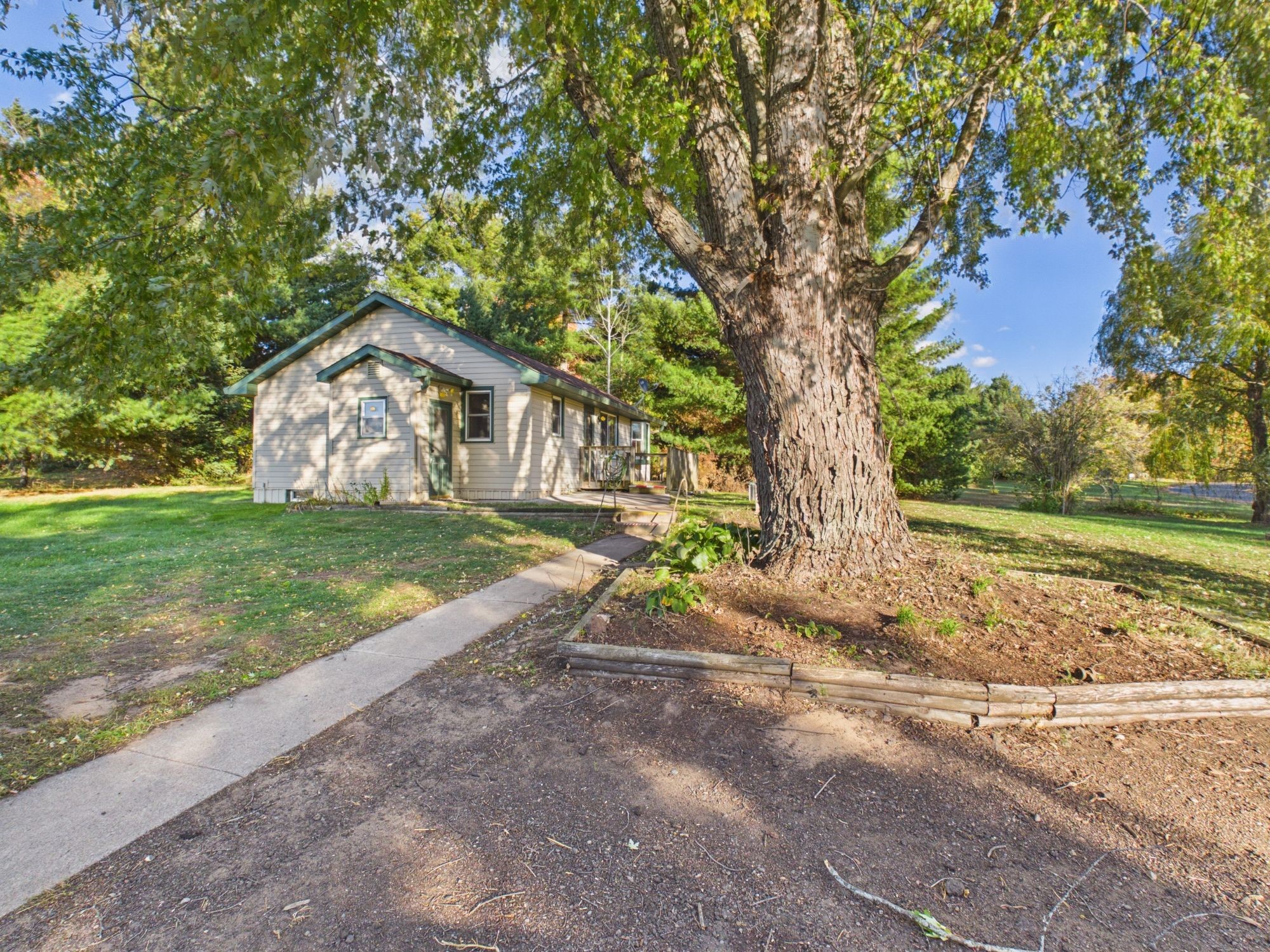 24058 Daniel Johnson Road Property Photo 35