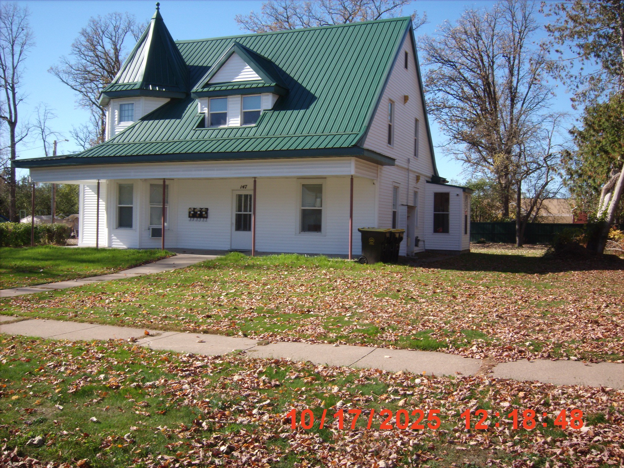 1605662 Property Photo 2
