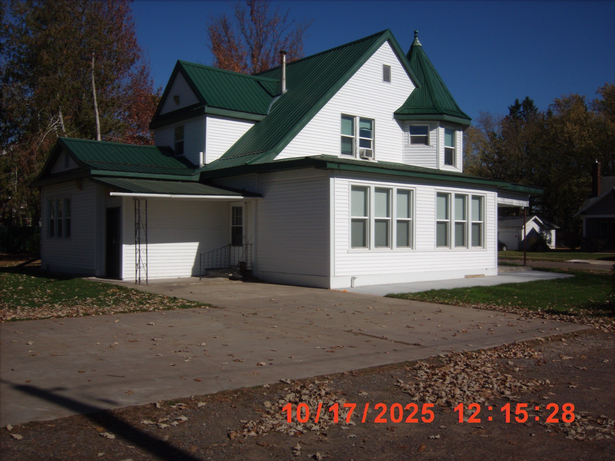 1605662 Property Photo 5