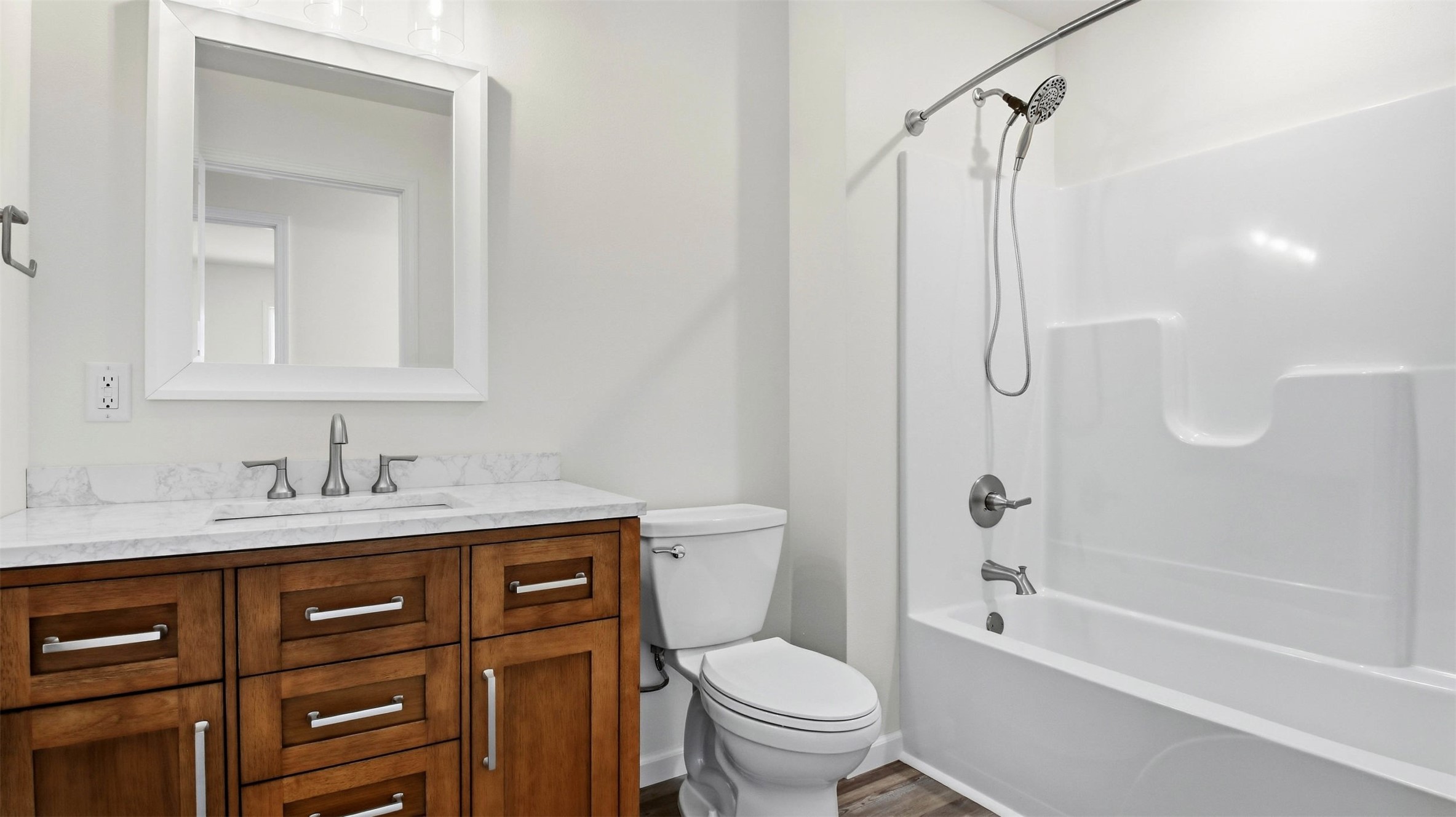 120 Vreeland Street Property Photo 25