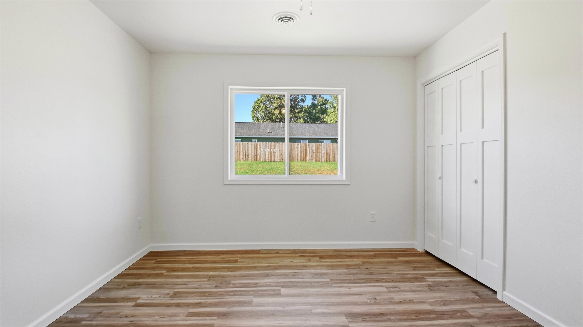 120 Vreeland Street Property Photo 30