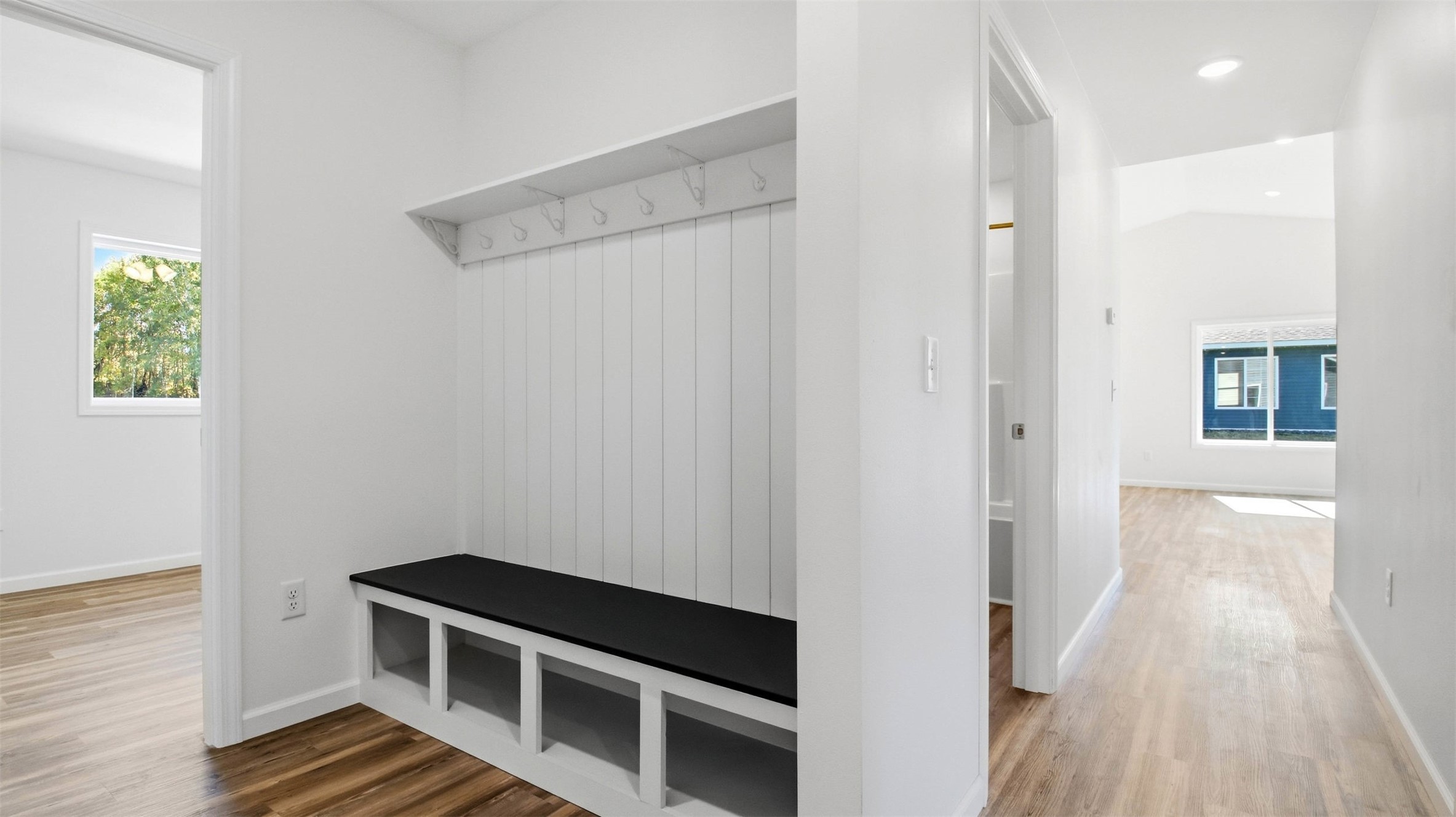 120 Vreeland Street Property Photo 33
