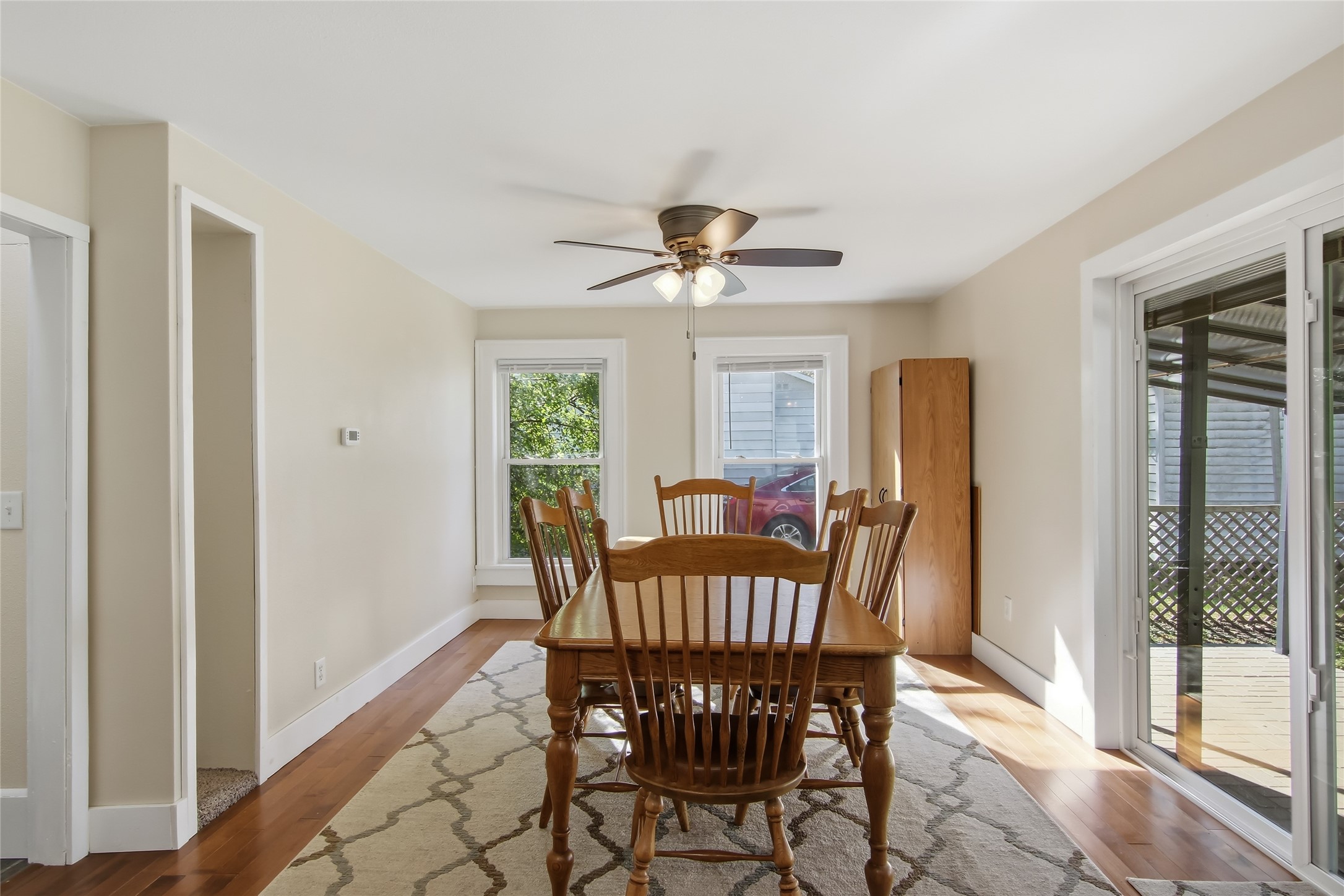 222 N Michigan Street Property Photo 7