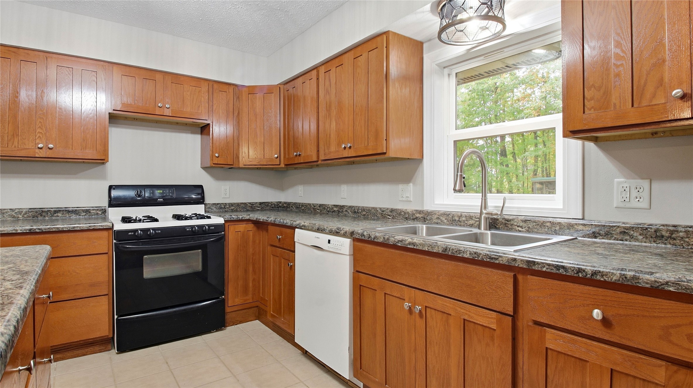 1593 County Highway Ss Property Photo 14