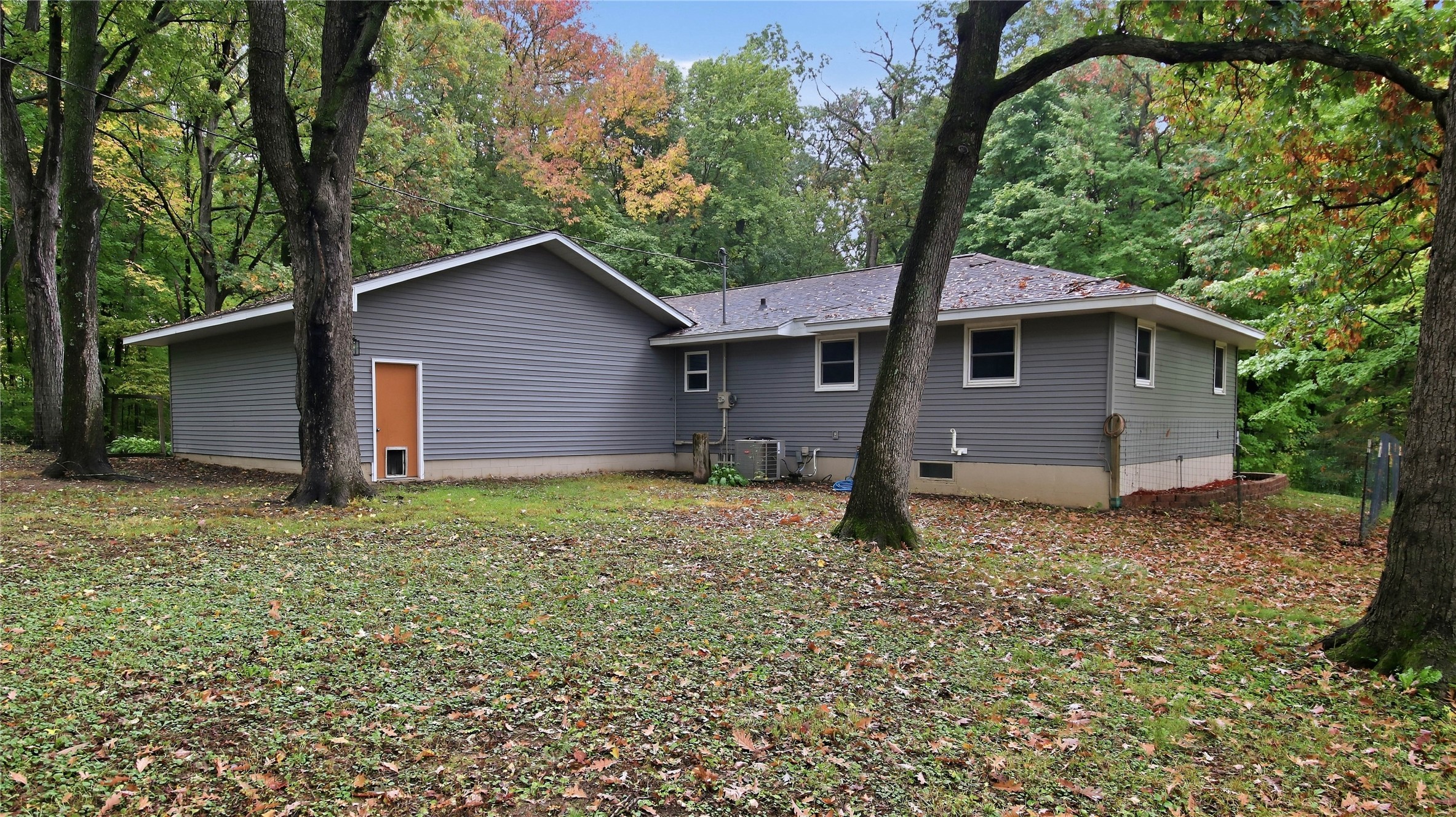 1593 County Hwy Ss Property Photo 4