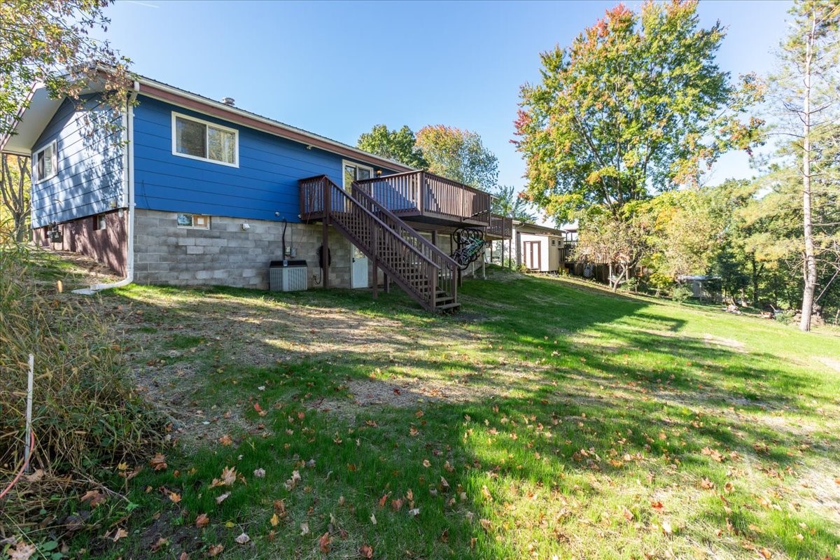 1109 16th Avenue E Property Photo 5