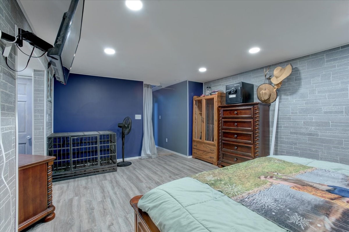 1109 16th Avenue E Property Photo 26