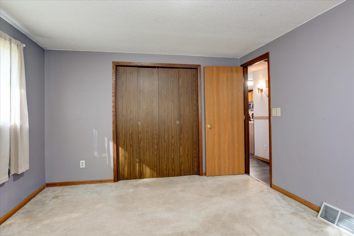1109 16th Avenue E Property Photo 31