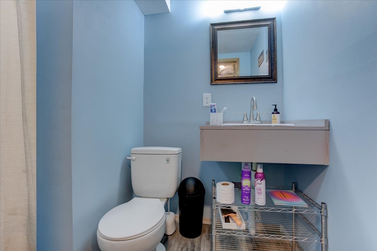 1109 16th Avenue E Property Photo 40