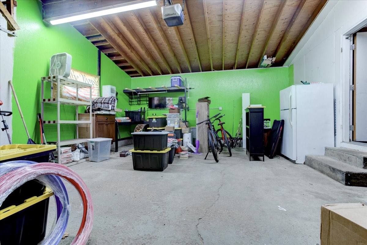1109 16th Avenue E Property Photo 45