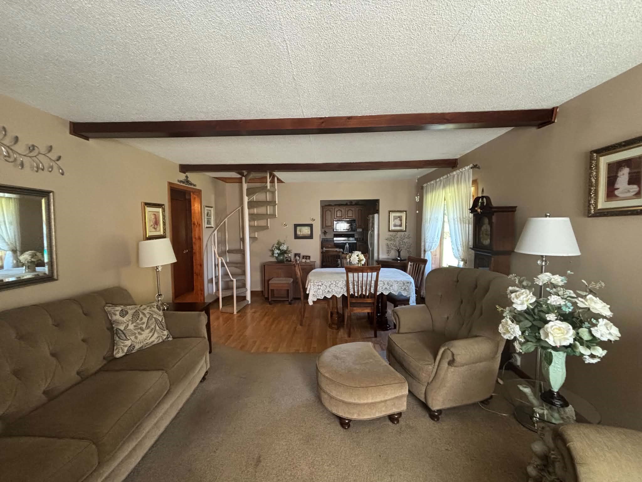 3330 Lasalle Street Property Photo 21