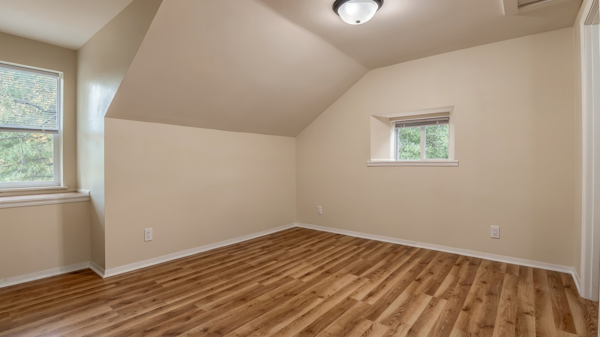 510 1st Avenue Property Photo 28