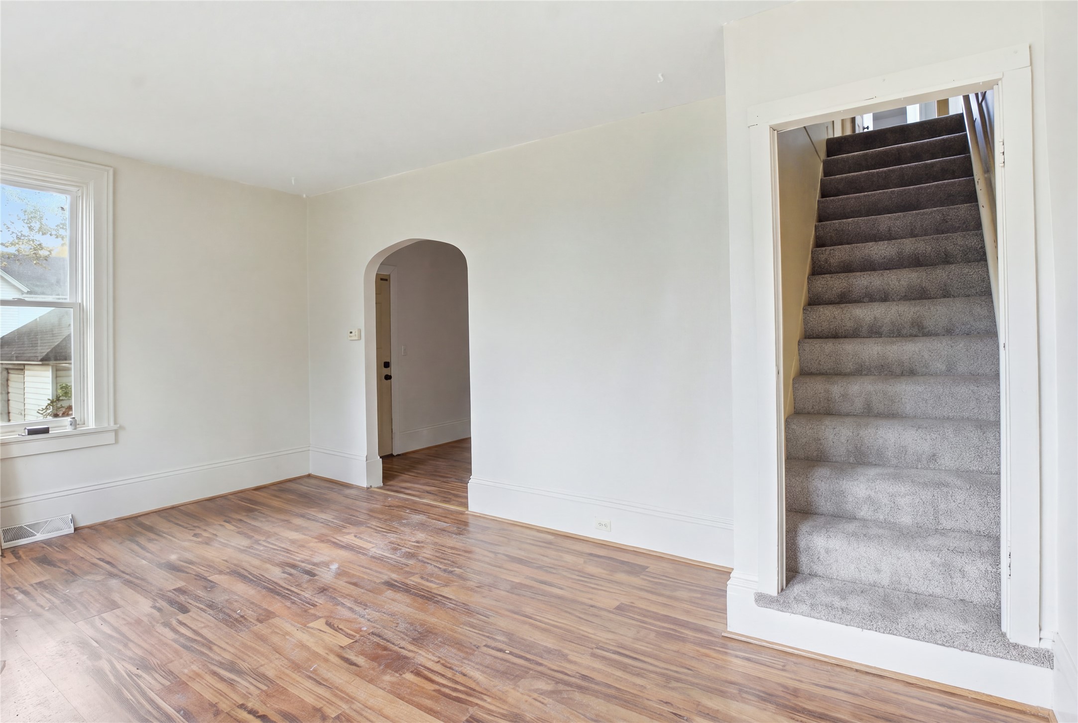 1014 Summit Street 2 Property Photo 14