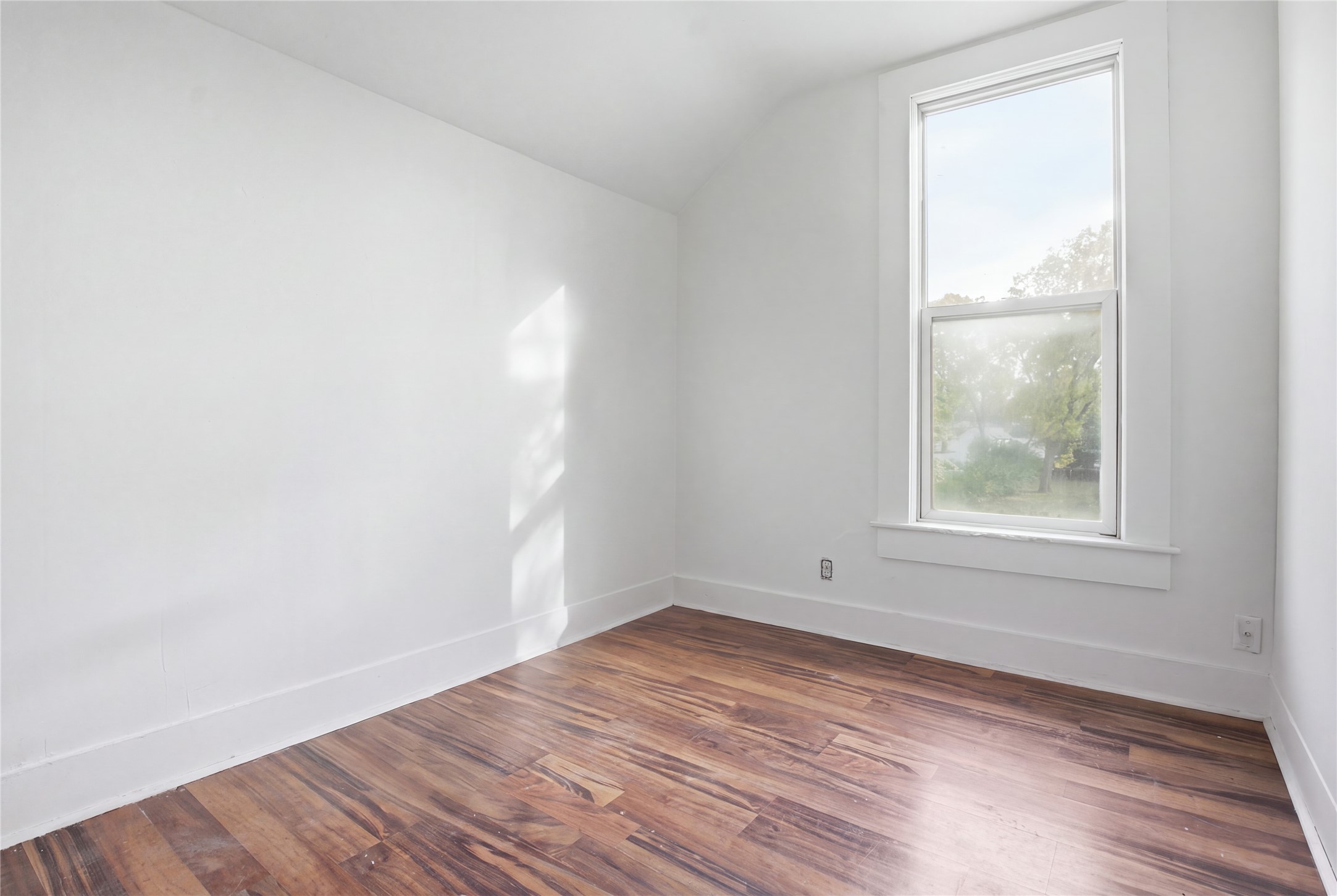 1014 Summit Street 2 Property Photo 20