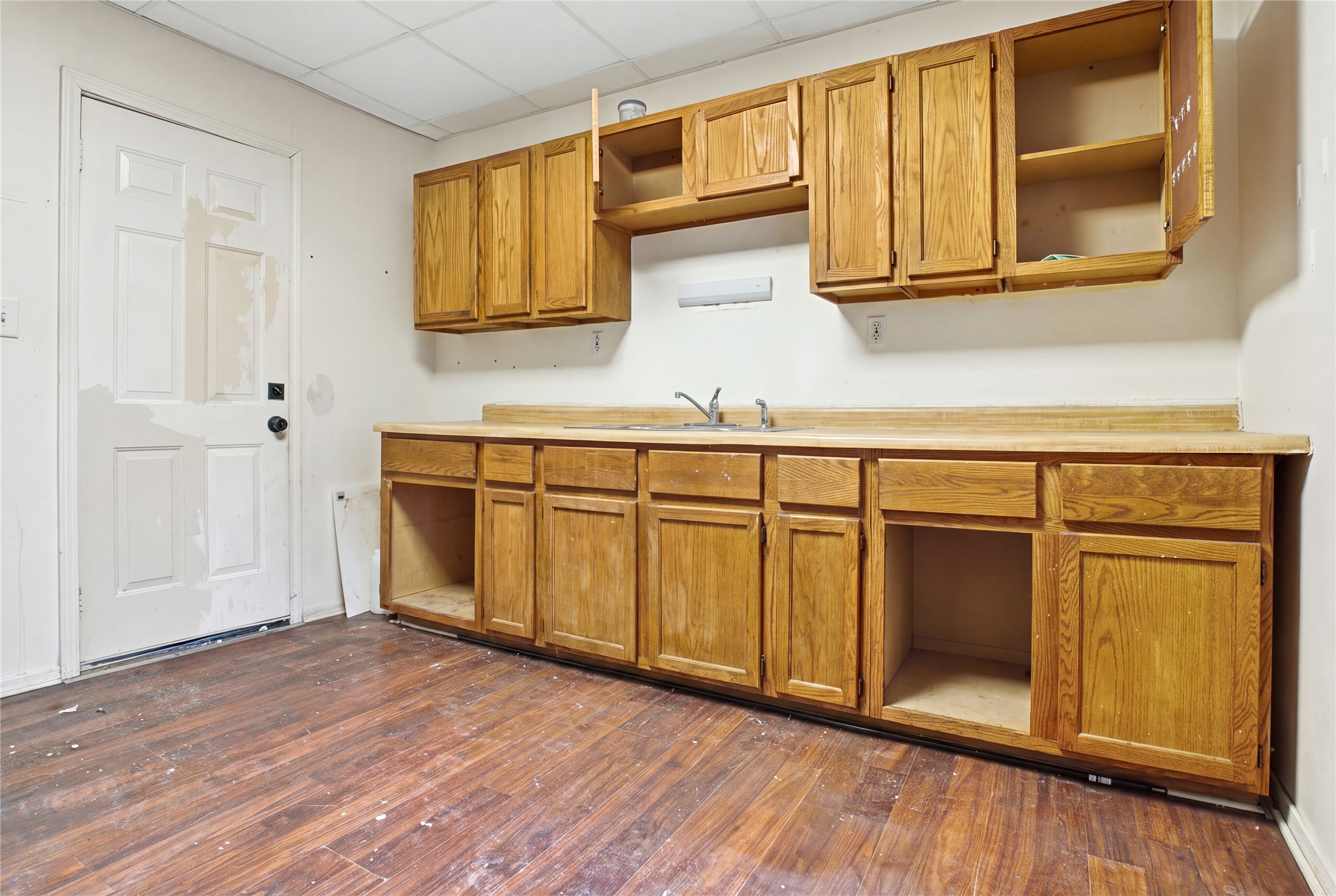 1014 Summit Street 2 Property Photo 22