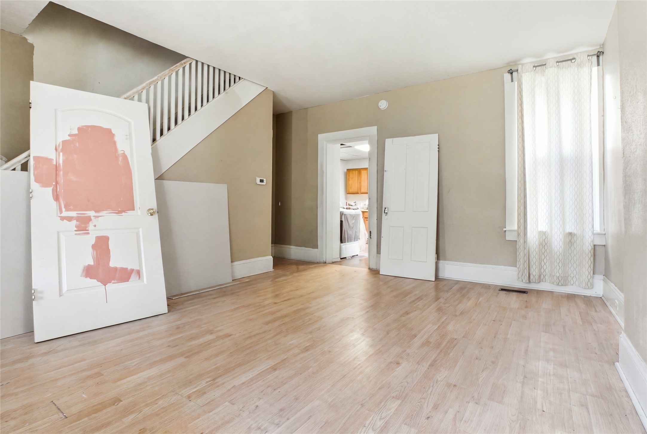 1014 Summit Street 2 Property Photo 25
