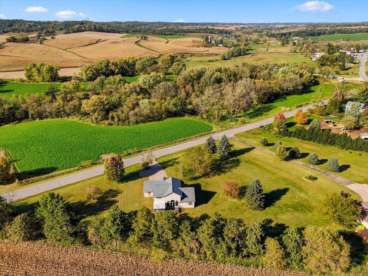 N41826 County Road E Property Photo 34