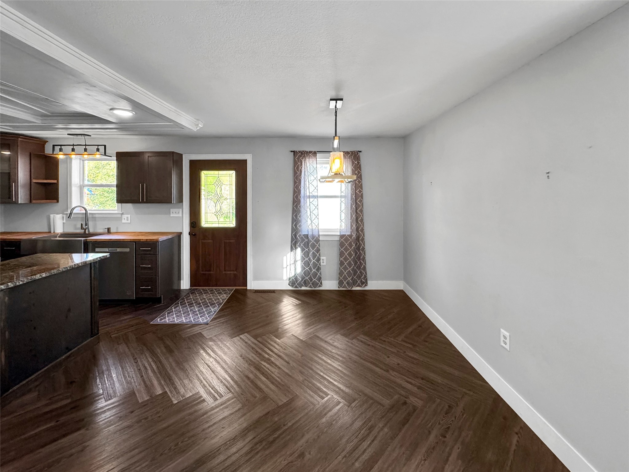 1102 Newman Street Property Photo 34