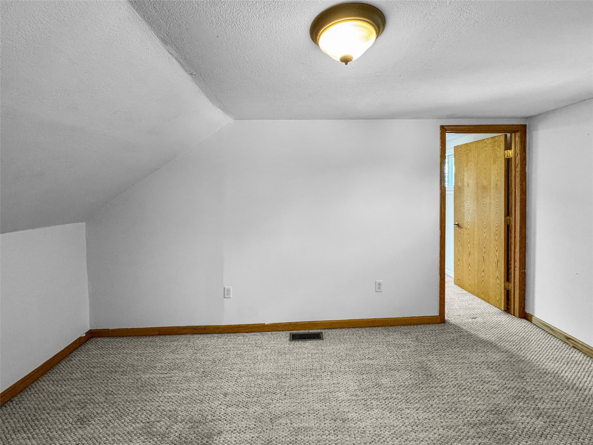 1102 Newman Street Property Photo 40