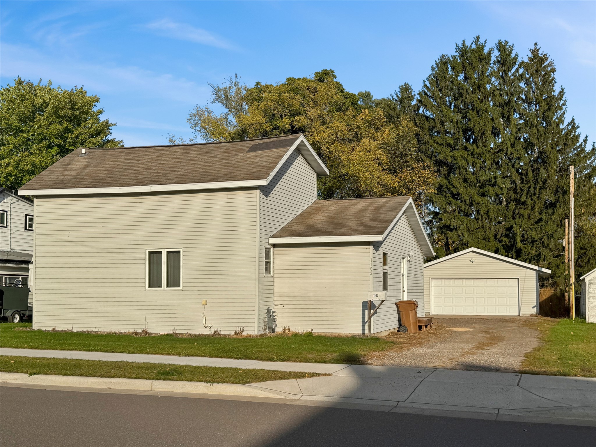 1102 Newman Street Property Photo 44