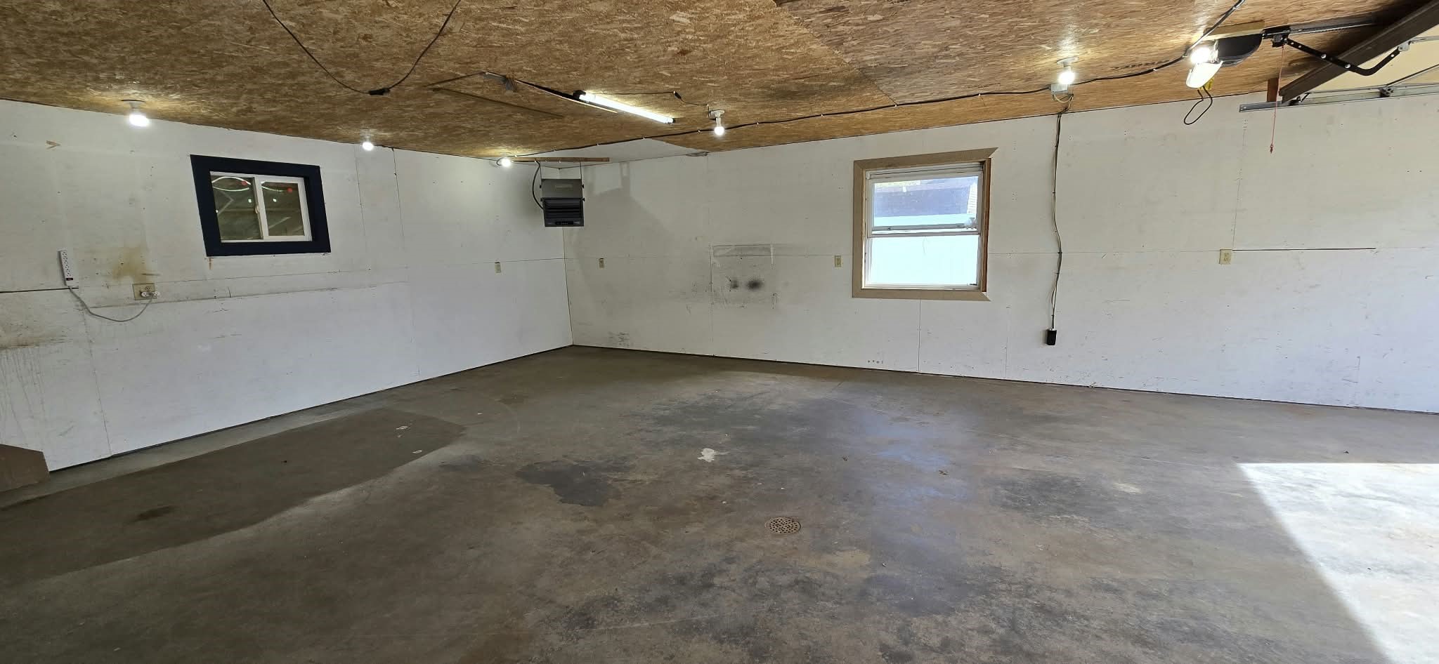 15 E John Street Property Photo 15
