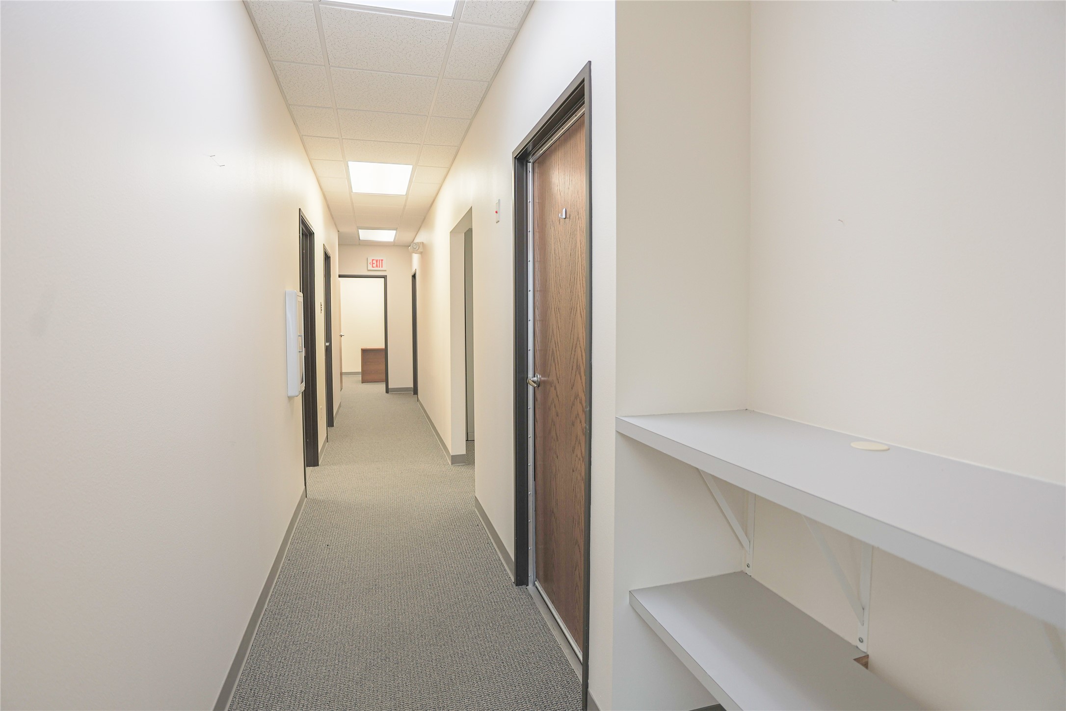 1561 Commerce Court 200 Property Photo 10