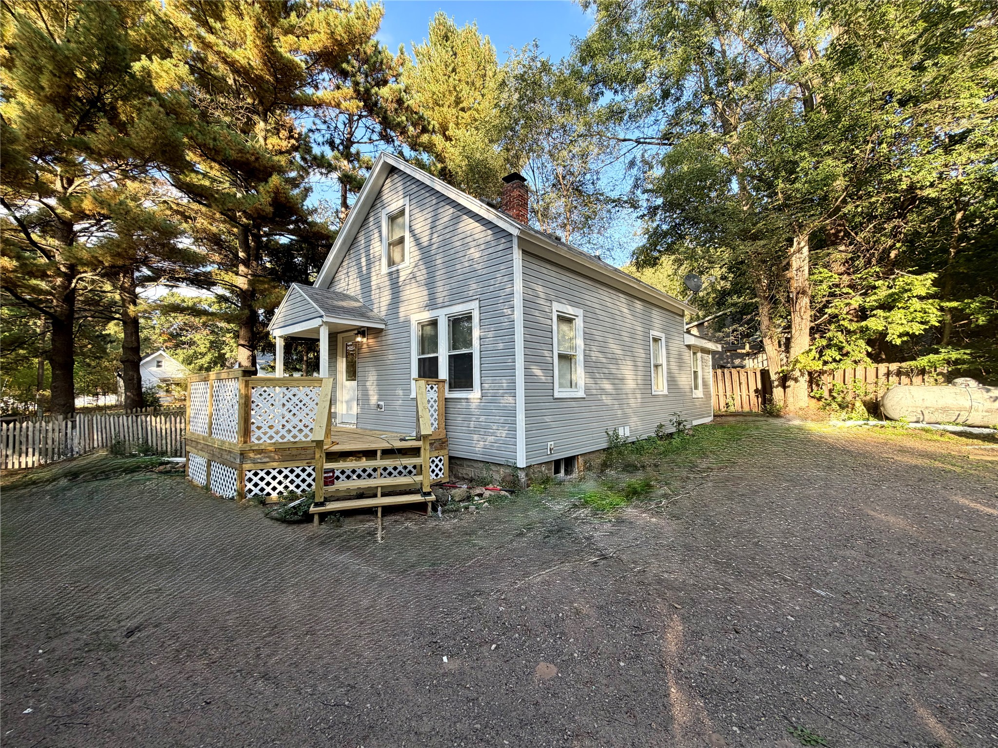 2519 Peebles Street Property Photo 1