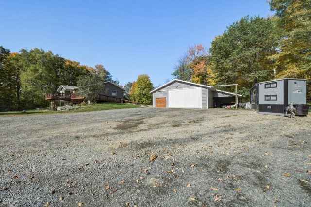 3034 180th Street Property Photo 5