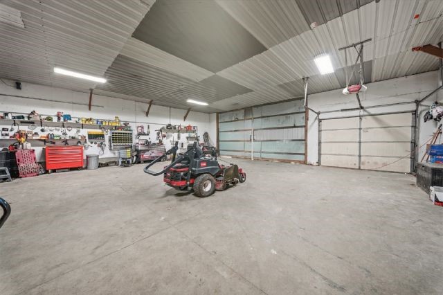 3034 180th Street Property Photo 17