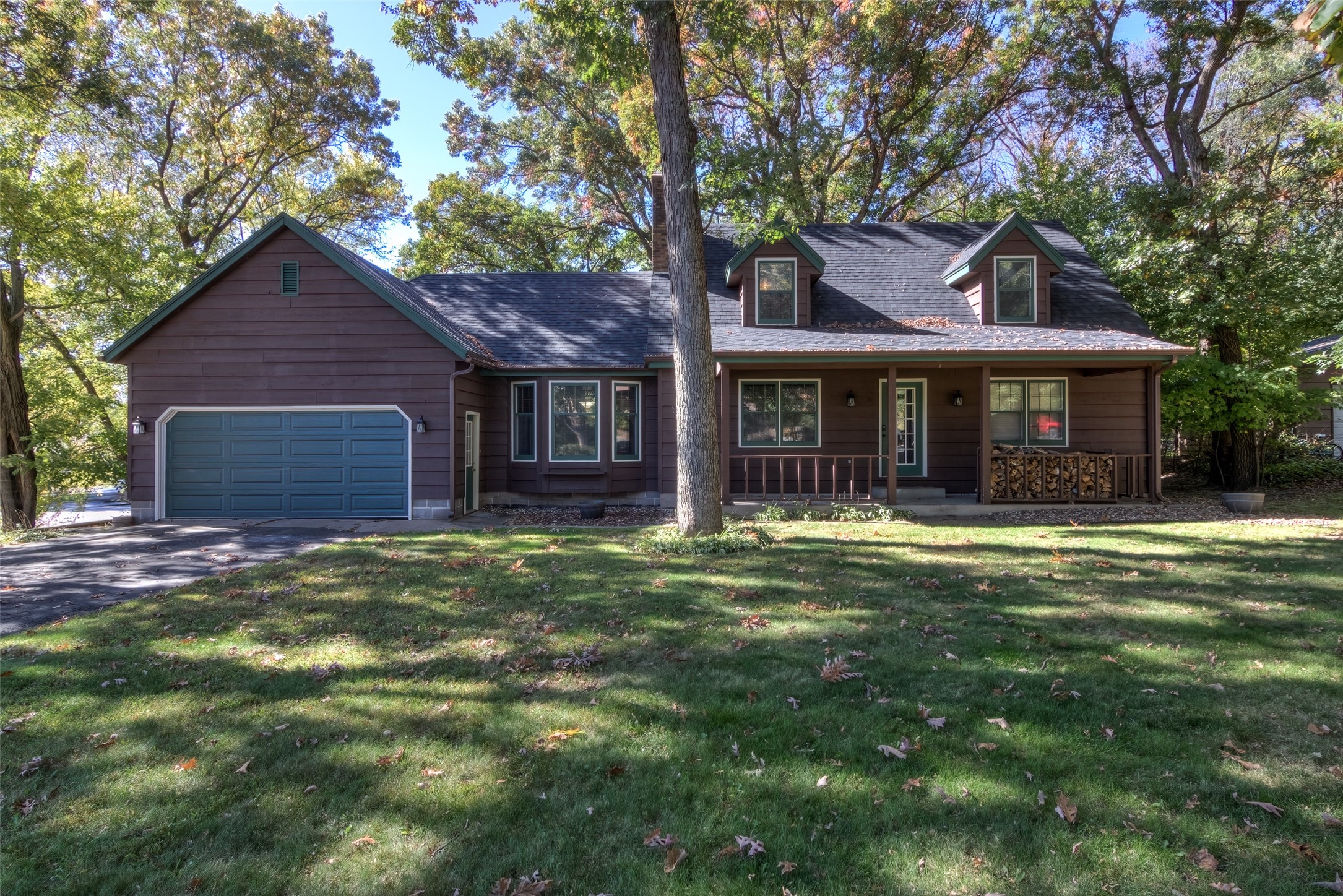 4610 Woodstock Court Property Photo 1