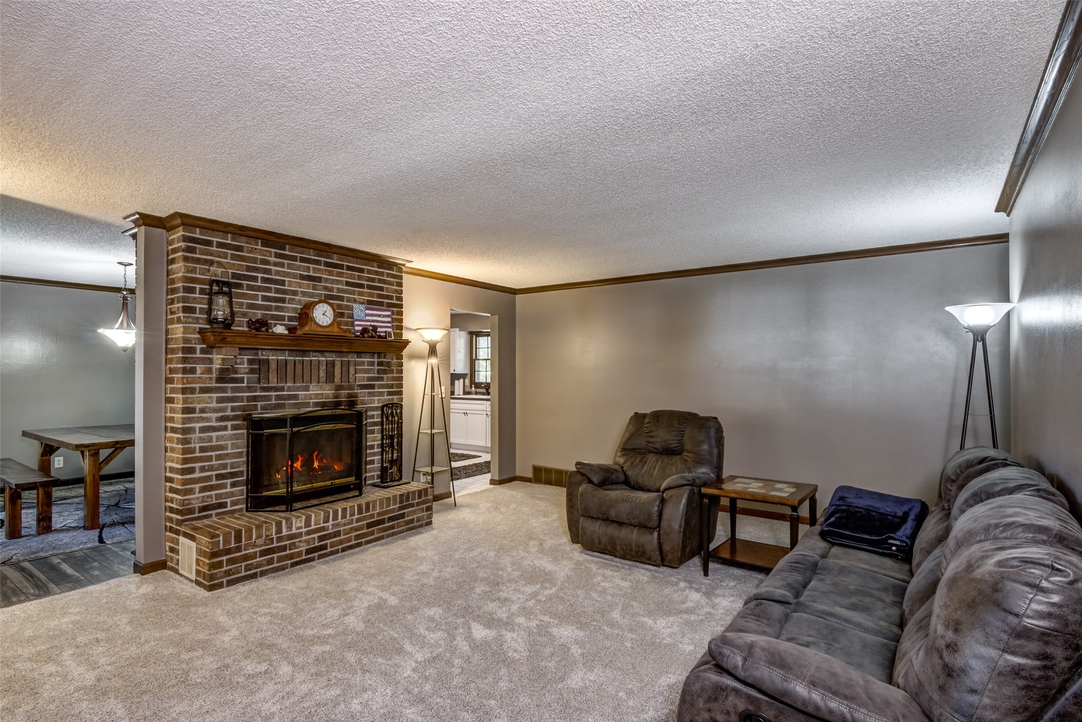 4610 Woodstock Court Property Photo 2