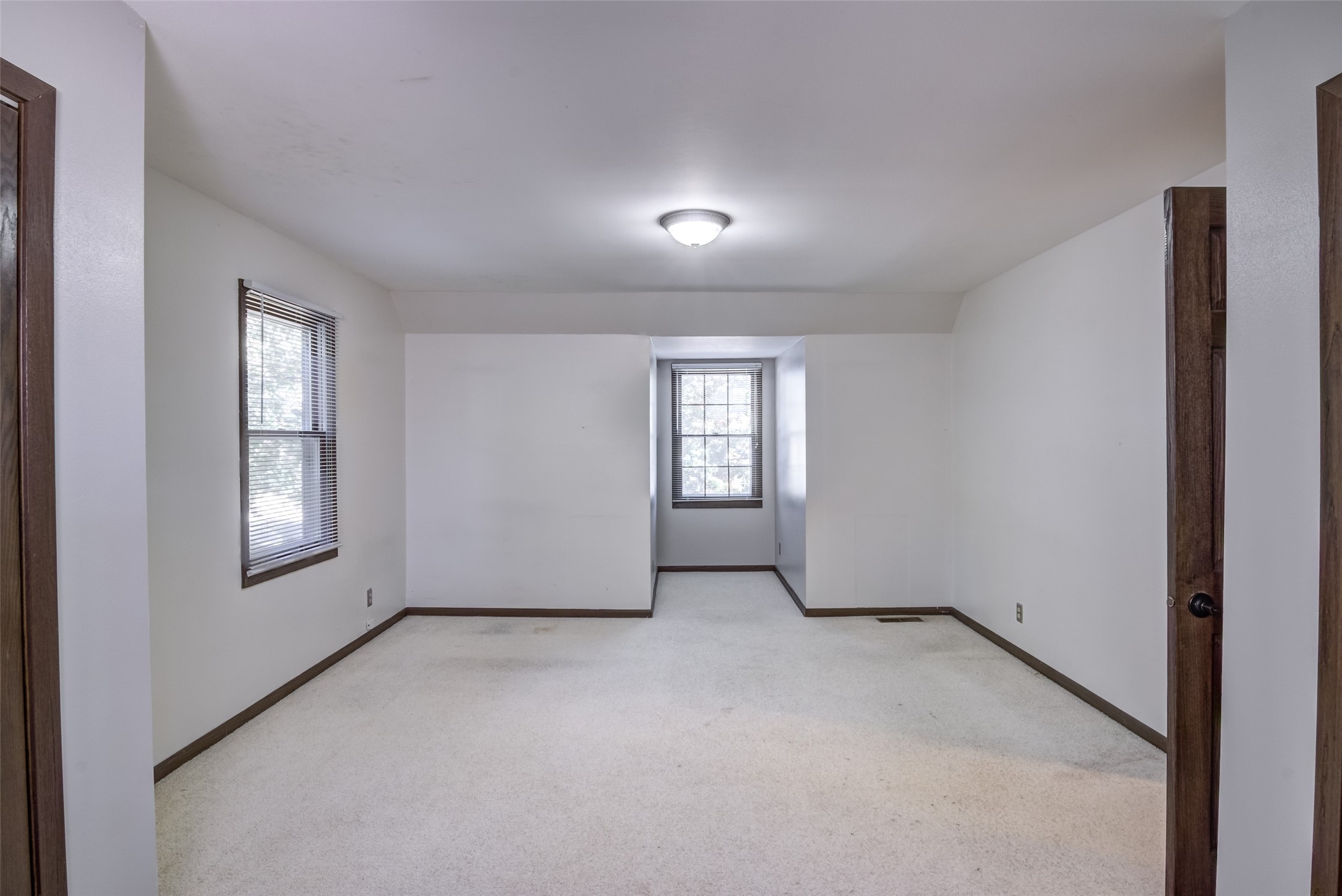 4610 Woodstock Court Property Photo 20
