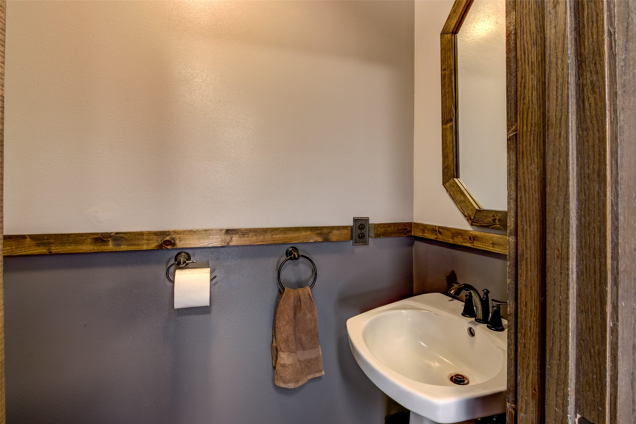 4610 Woodstock Court Property Photo 25