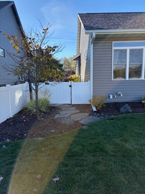 4104 La Salle Street Property Photo 8