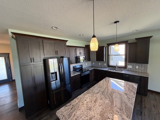 4104 La Salle Street Property Photo 17