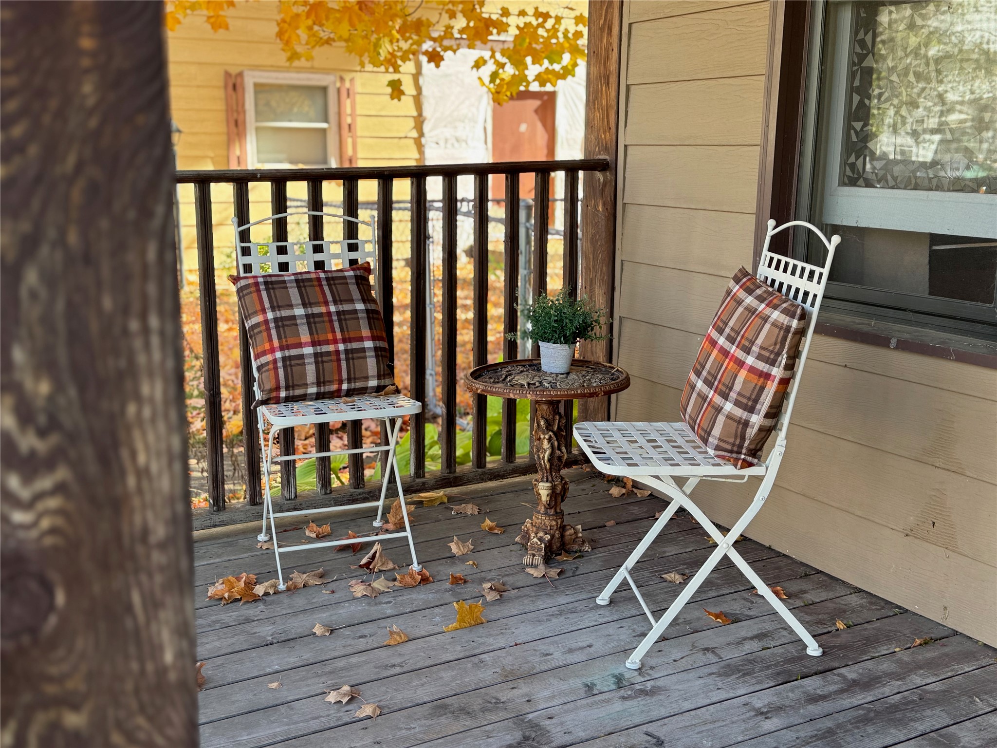 15965 Fourth Street Property Photo 9