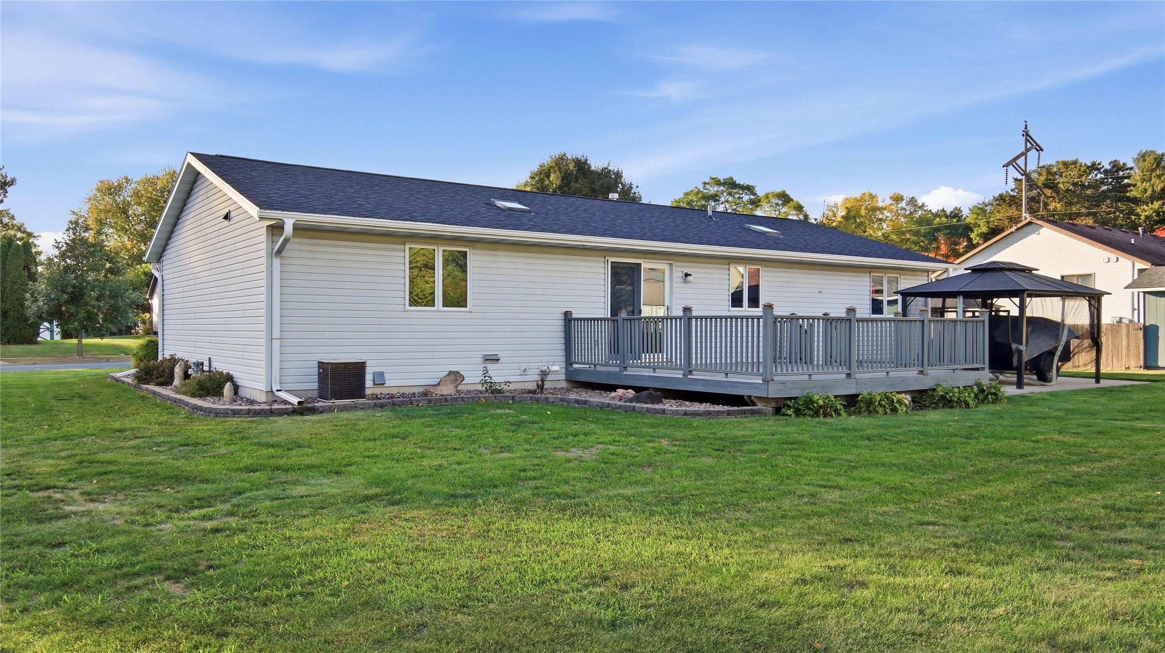2747 Diane Lane Property Photo 3