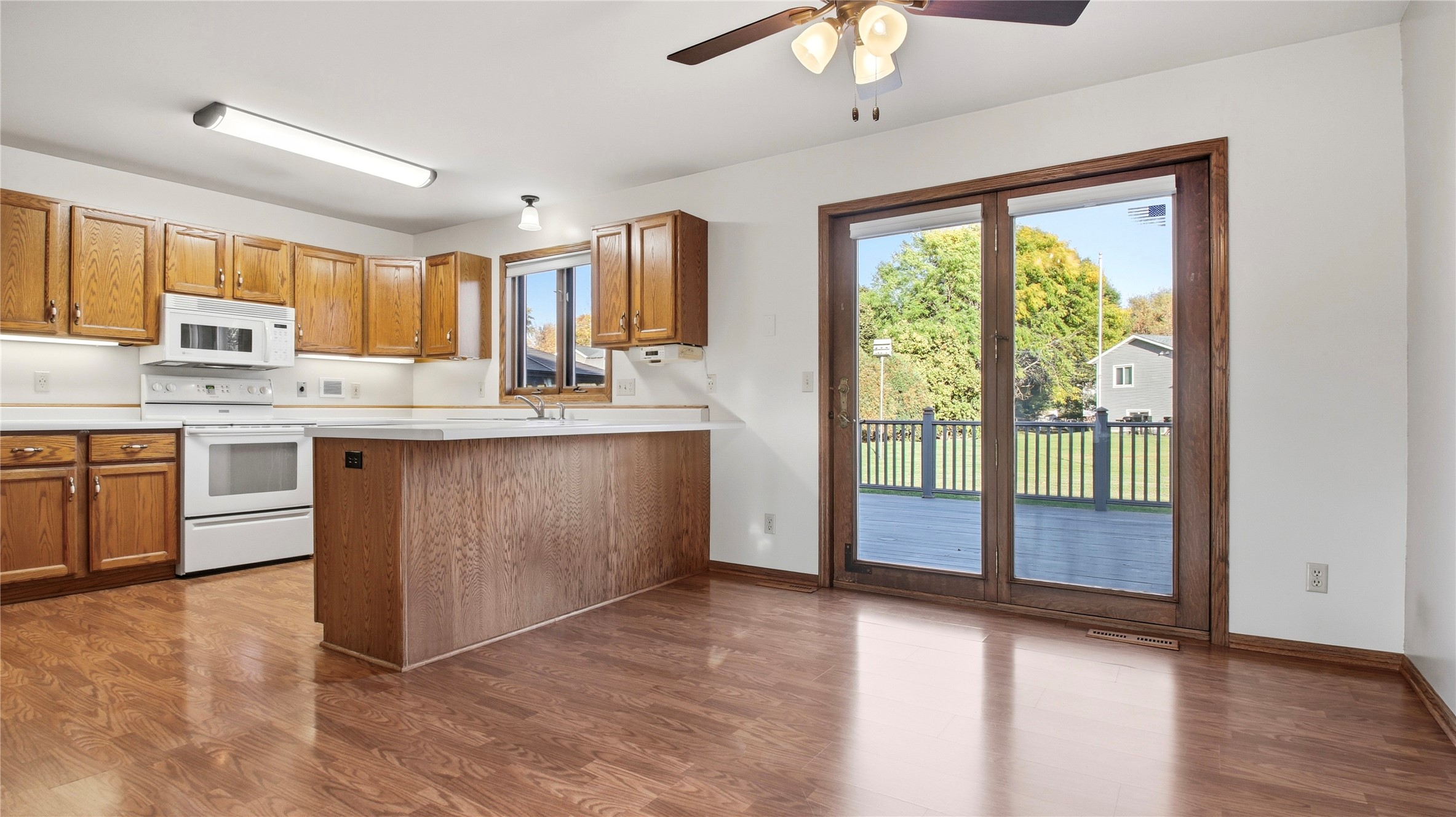 2747 Diane Lane Property Photo 11