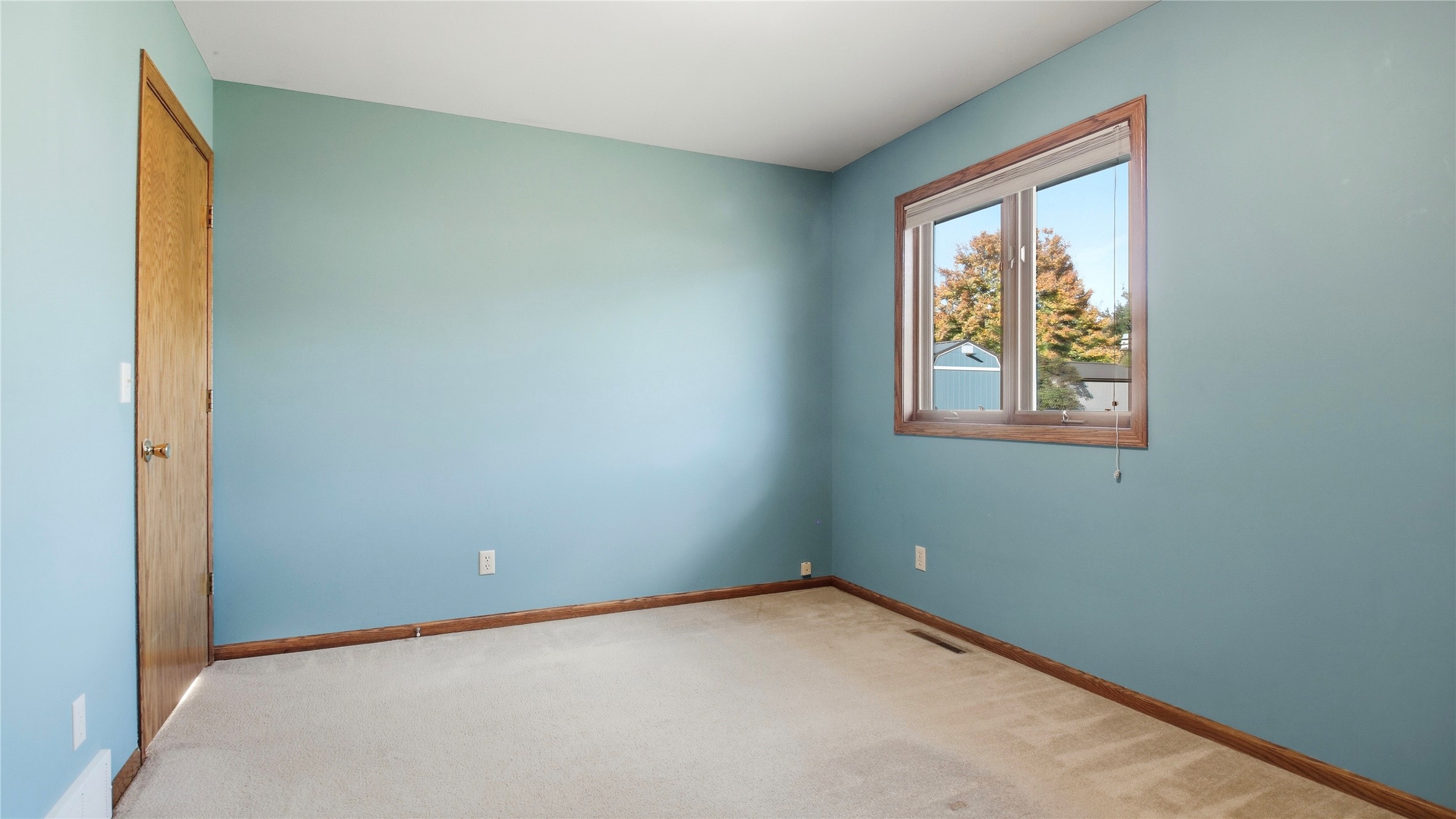 2747 Diane Lane Property Photo 22