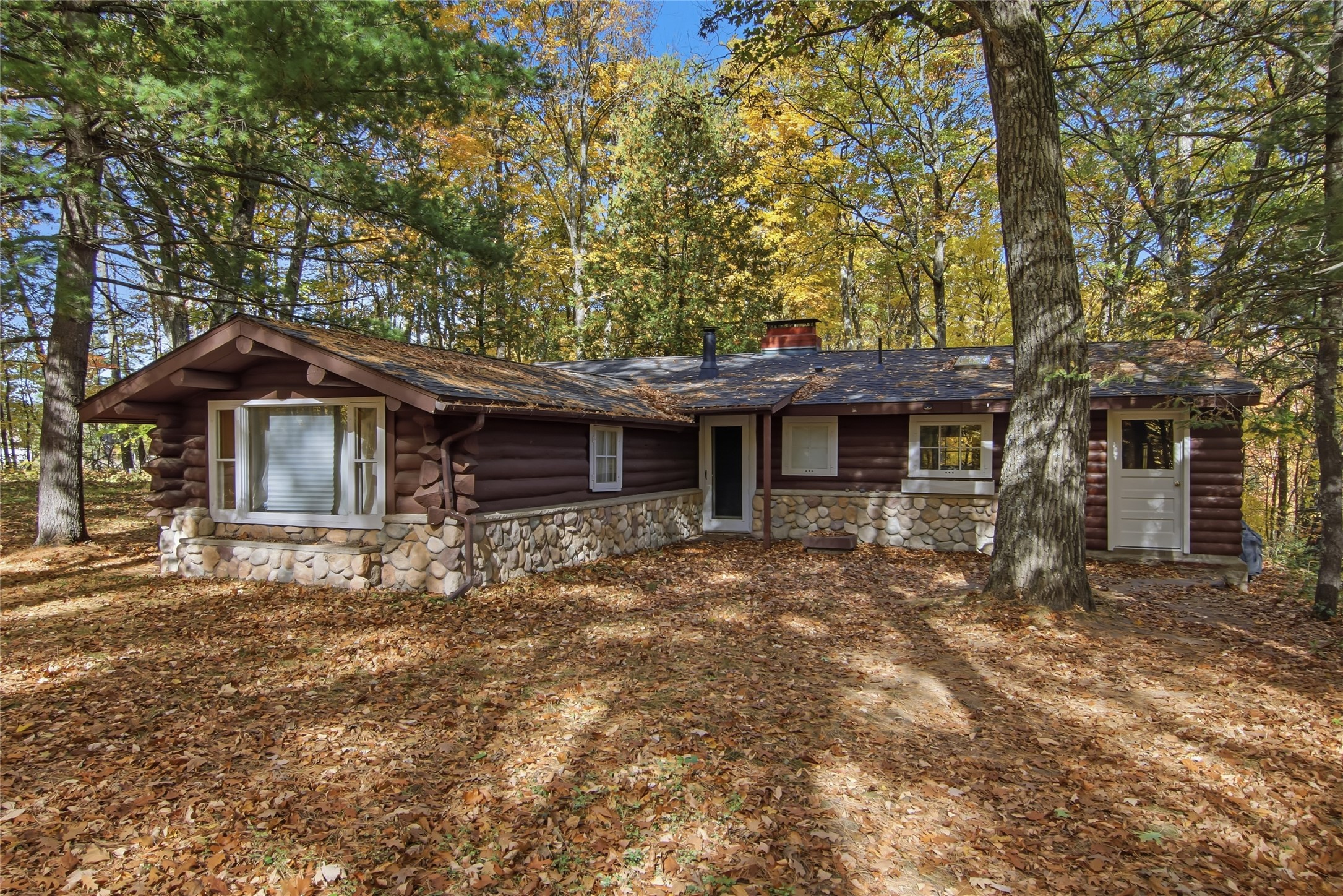 12402 W Roberts Lane Property Photo 1