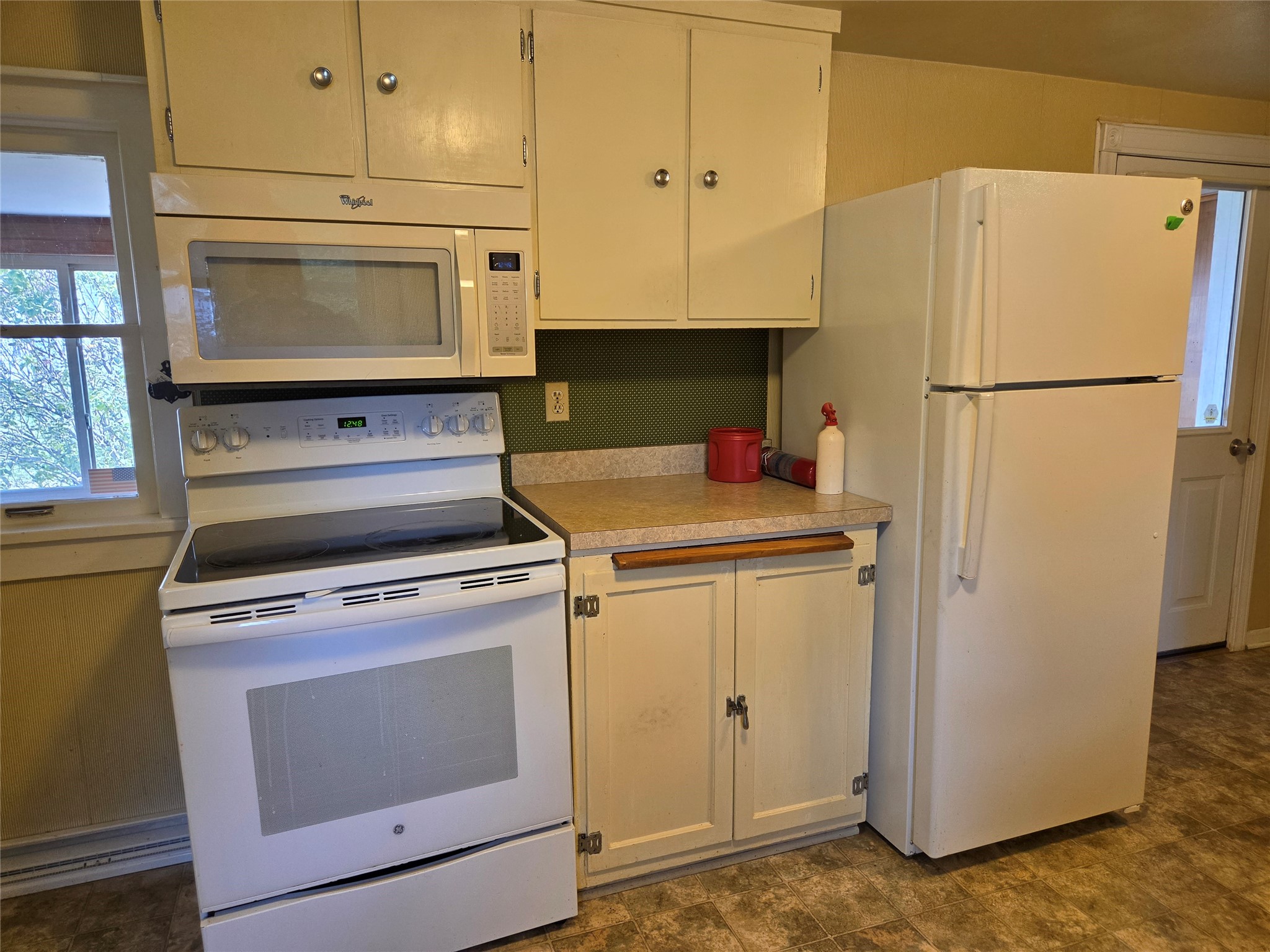 719 Pierce Street Property Photo 4