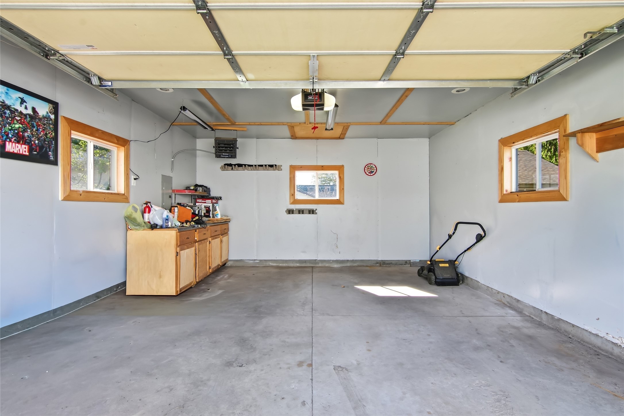 1043 Vine Street Property Photo 26