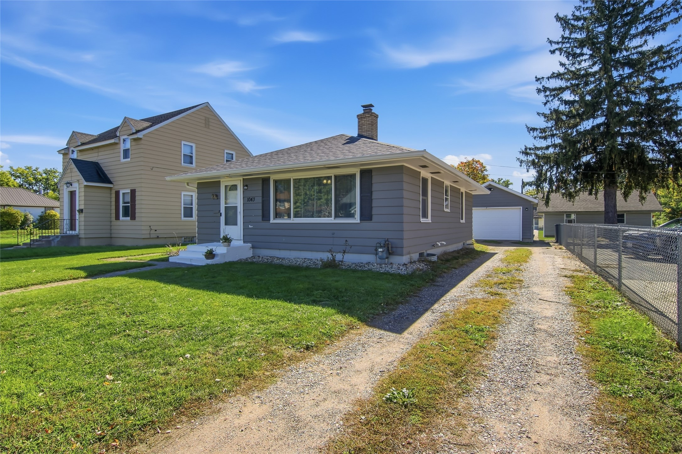 1043 Vine Street Property Photo 34