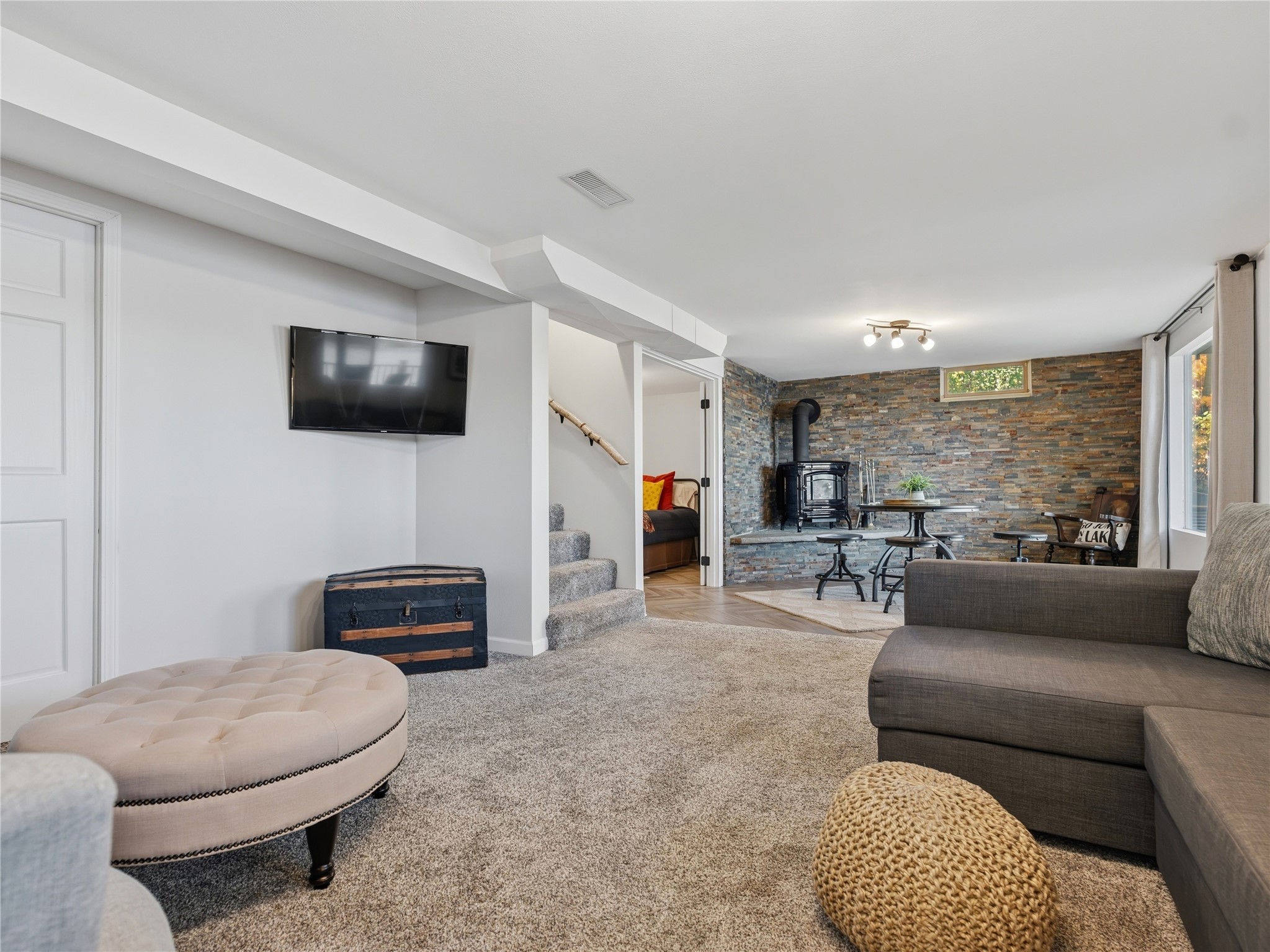 2553 27 1/4 27 3/4 Street Property Photo 24